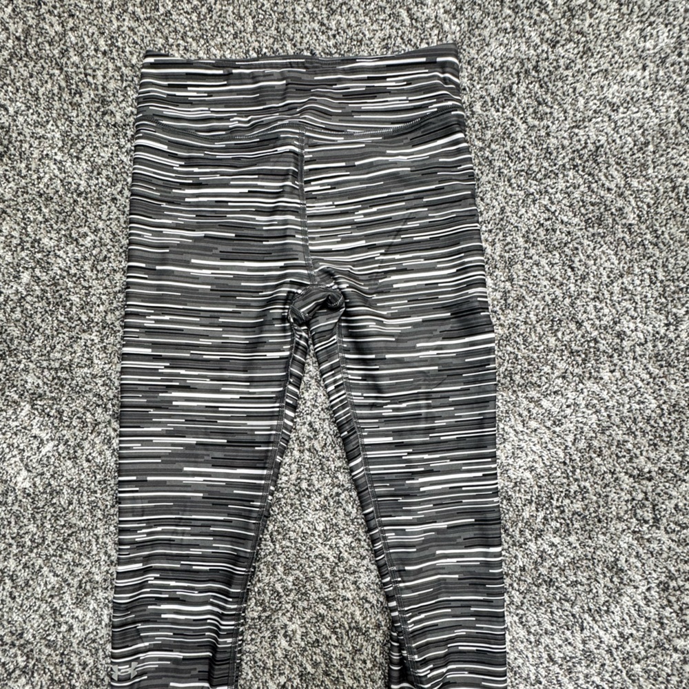 UA 3/4 Compression Pants